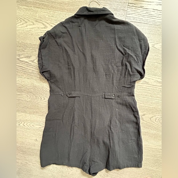 BNWT gauze romper - Picture 7 of 8